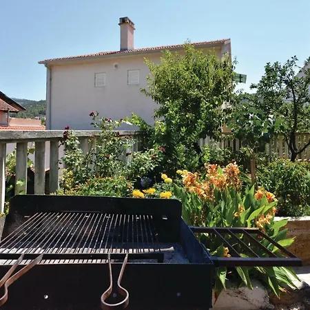 Apartment Marina With Sea View 03 Apartman *