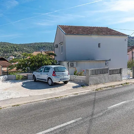 Apartman Apartment Marina With Sea View 03 *