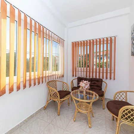 Apartment Marina With Sea View 03 *